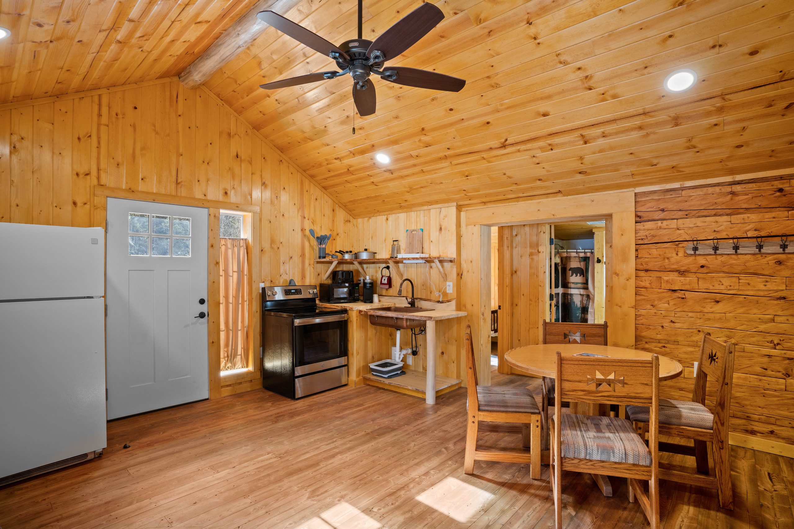 Cabin 10 Bedroom Double Beds