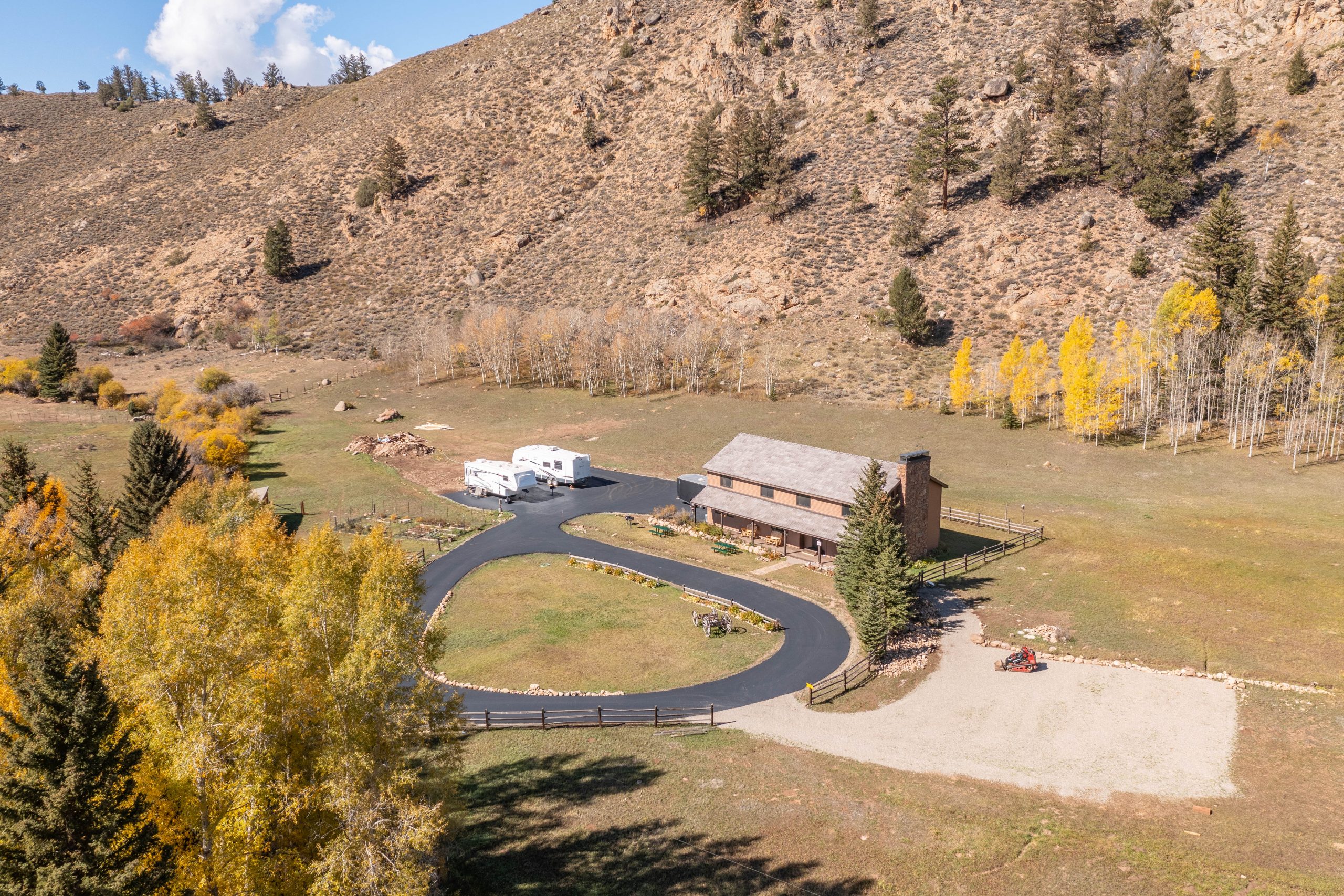 Cabin 100 Aerial View Property
