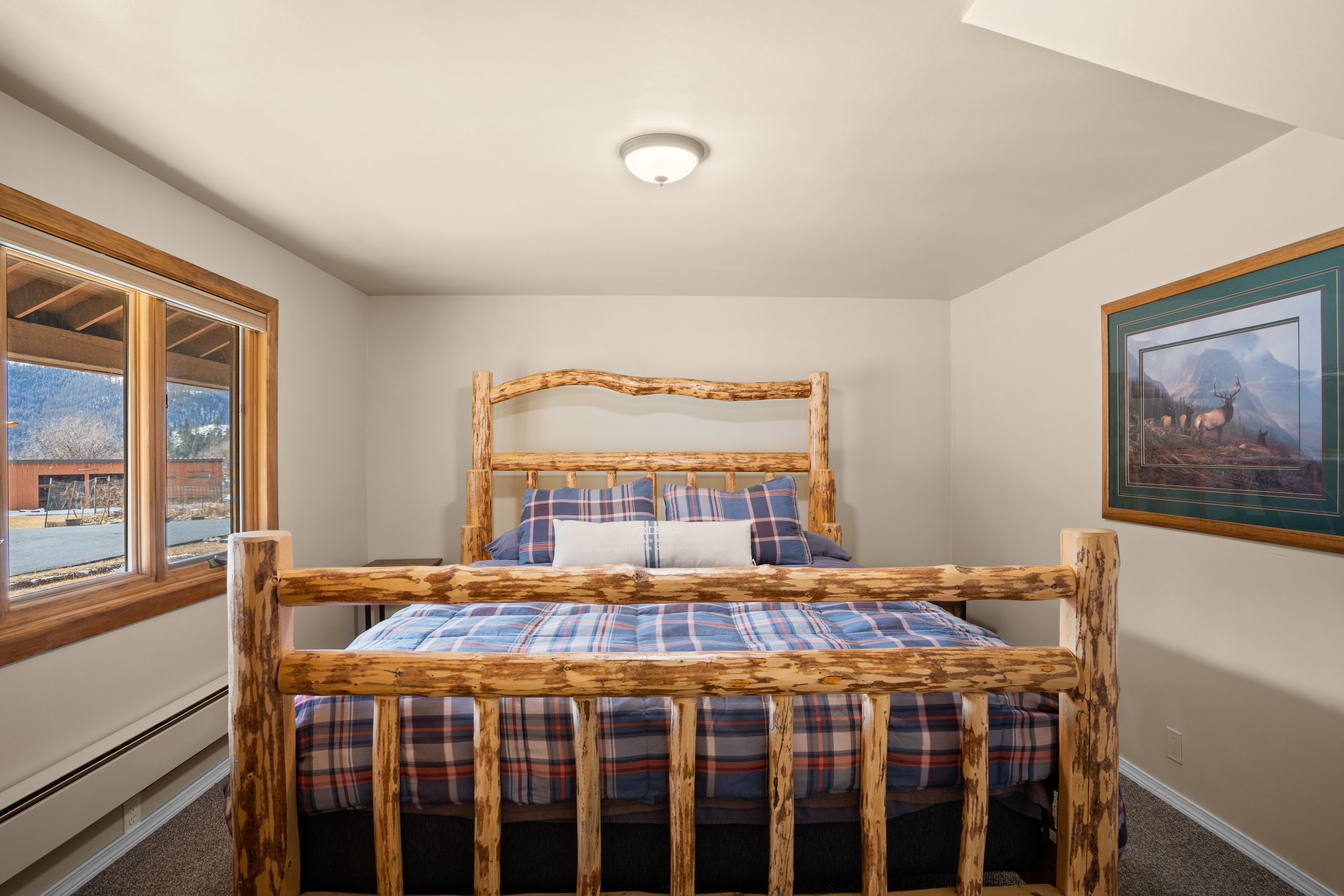 Cabin 100 Guest Bedroom Bed