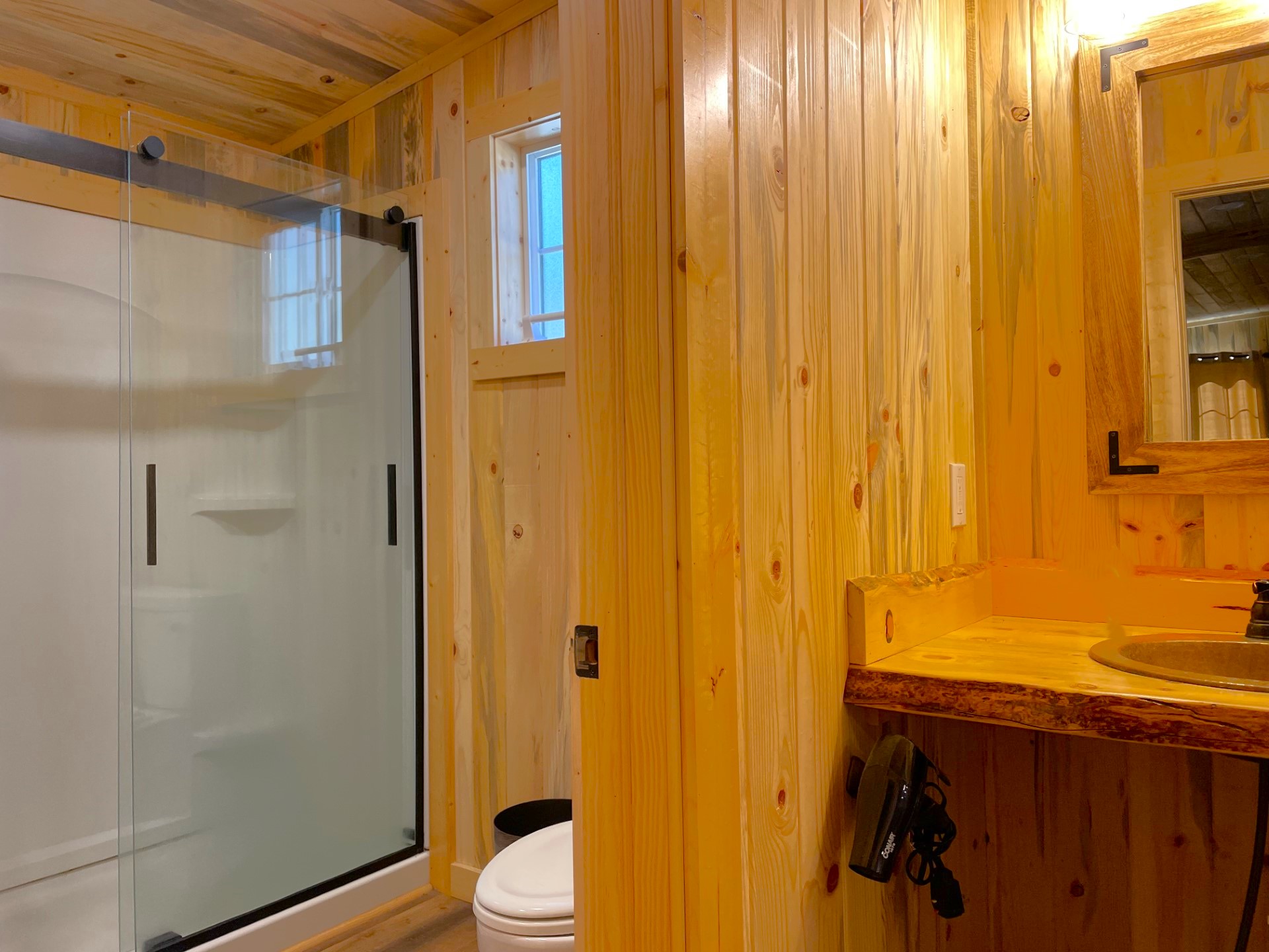 Cabin 12 Bathroom Sink Fixtures