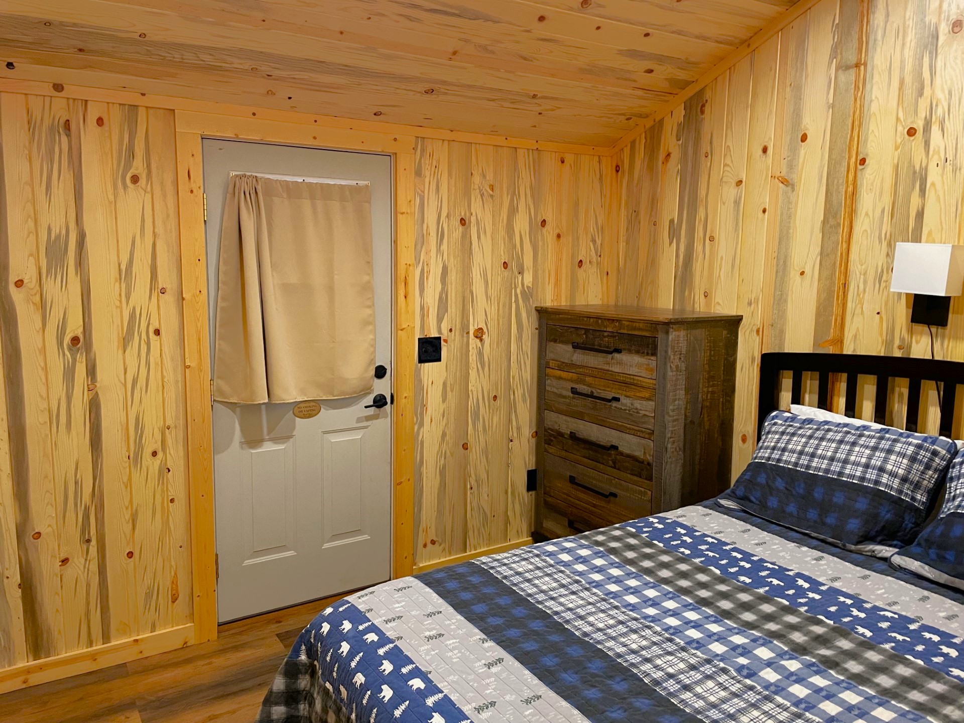 Cabin 14 Bathroom Window Sink