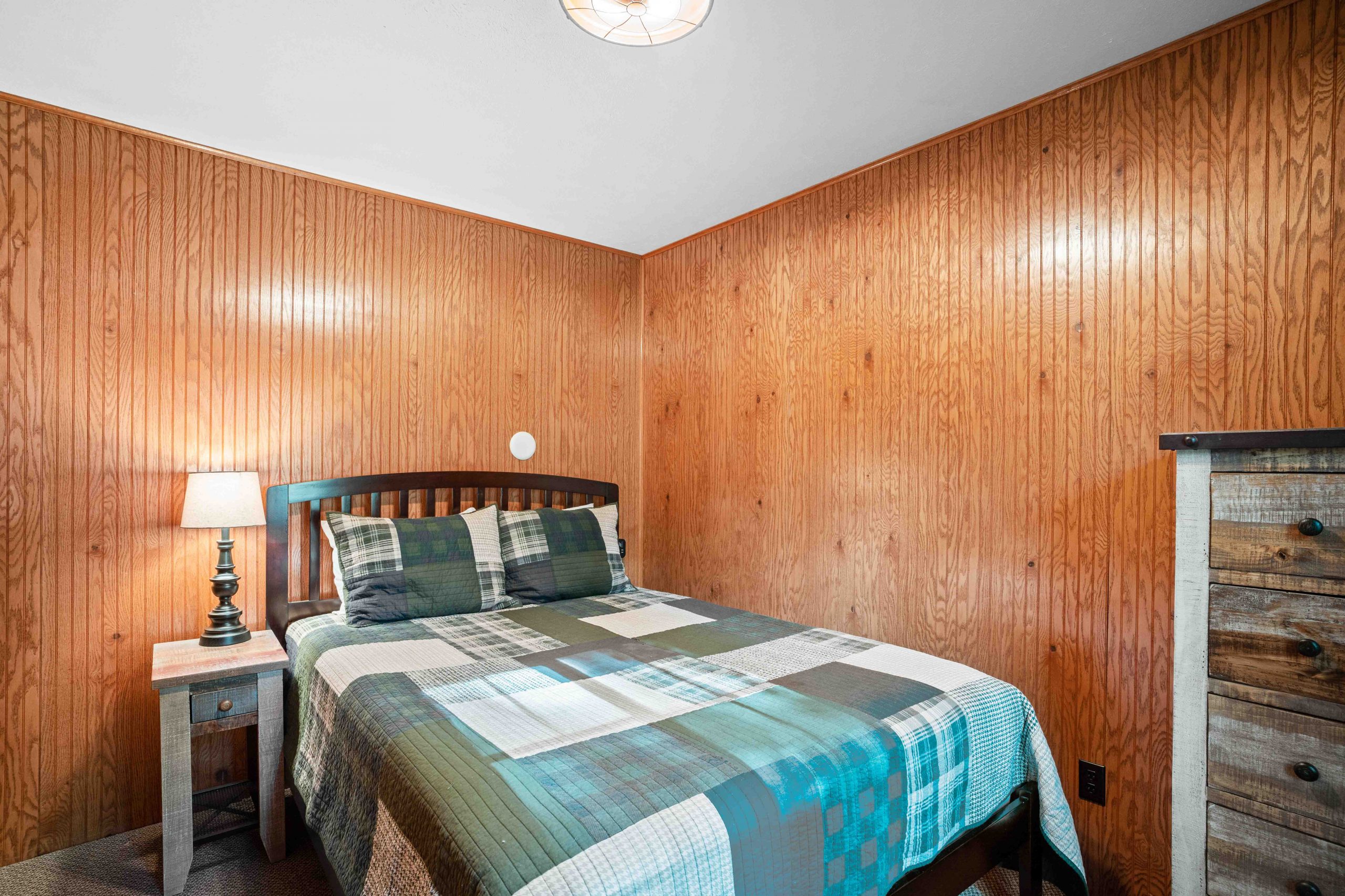 Cabin 16 Bathroom Window Sink