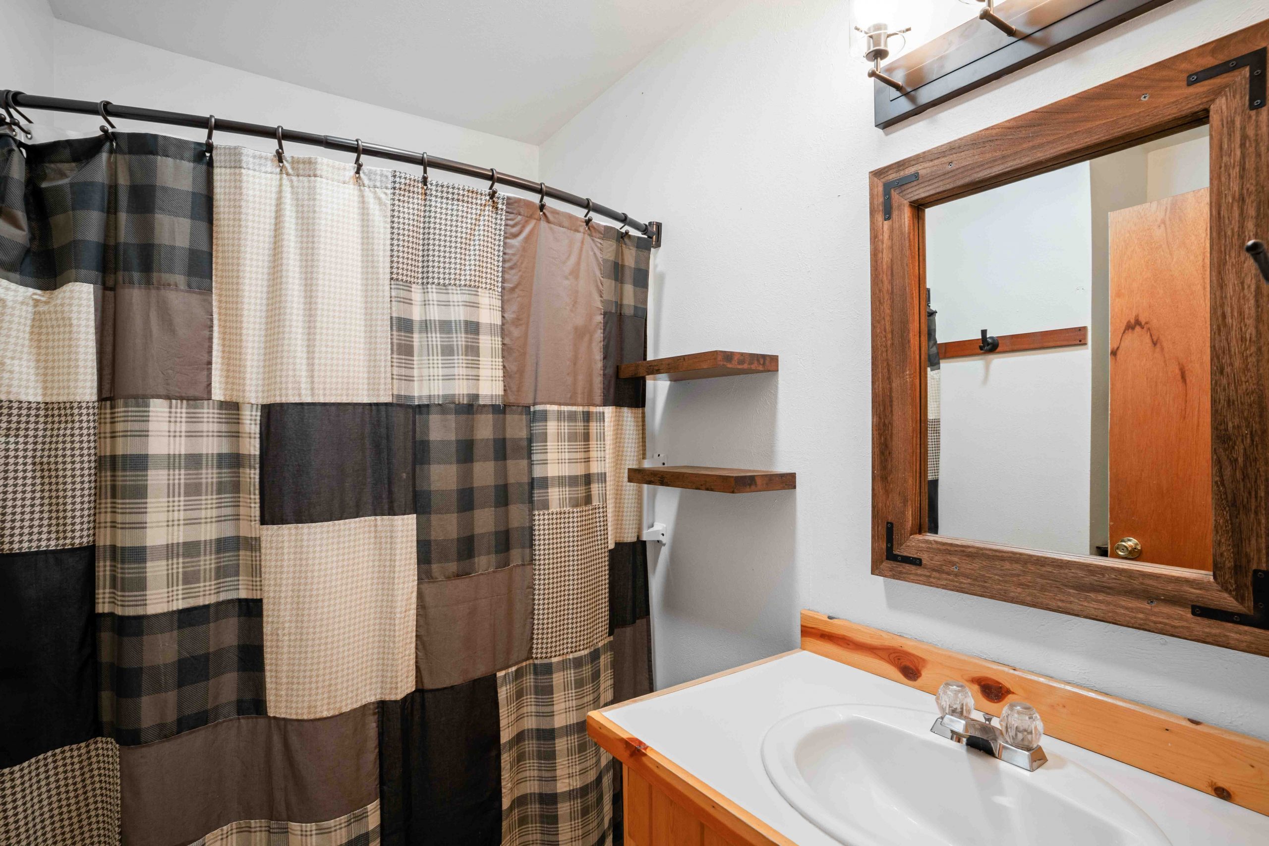 Cabin 16 Bedroom Sleeping Area