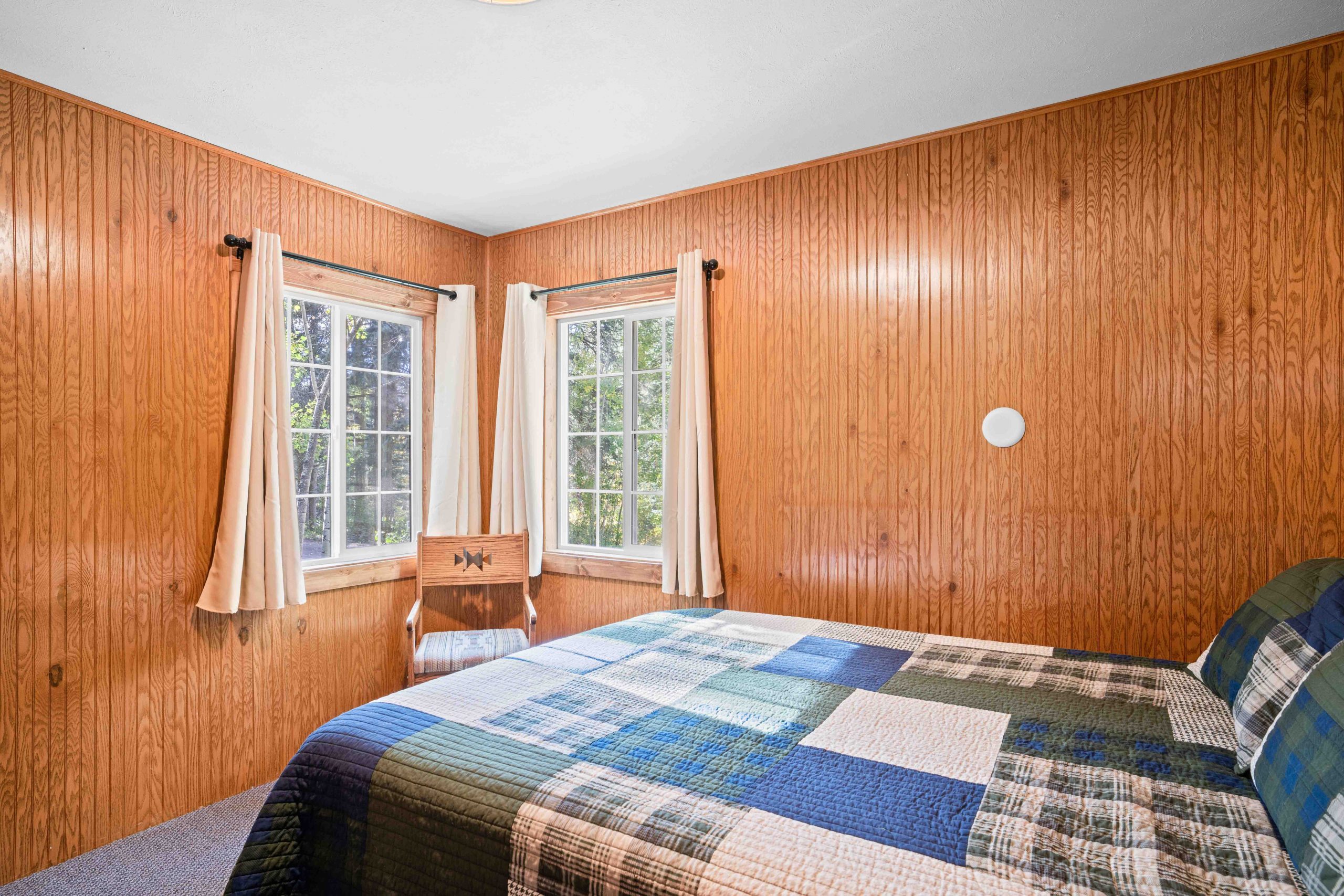 Cabin 16 Bedroom Twin Beds