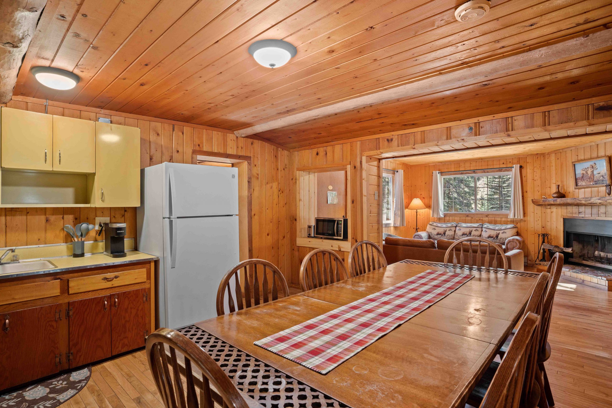 Cabin 17 Bedroom Twin Beds