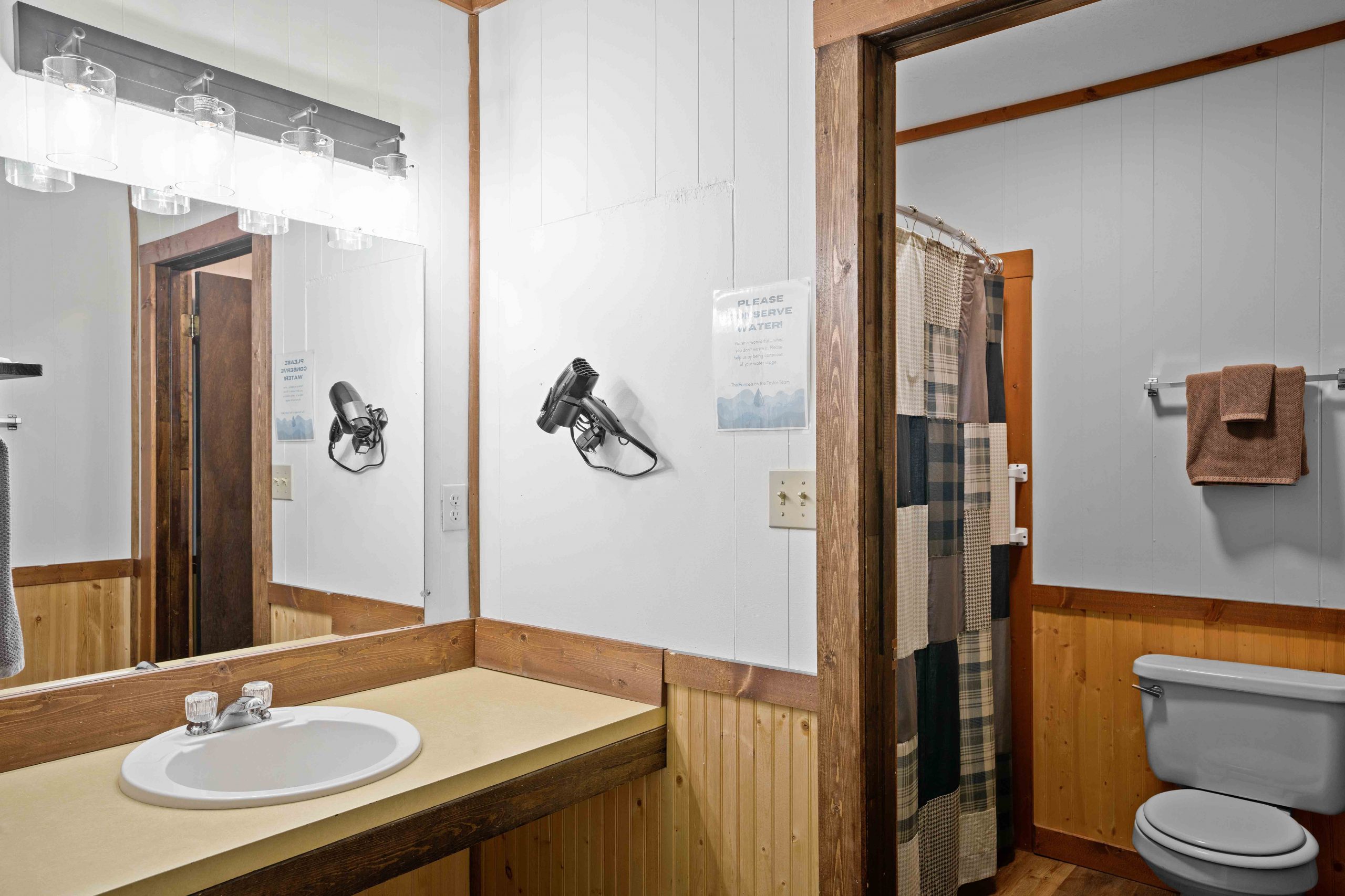 Cabin 30 Bedroom Sleeping Area