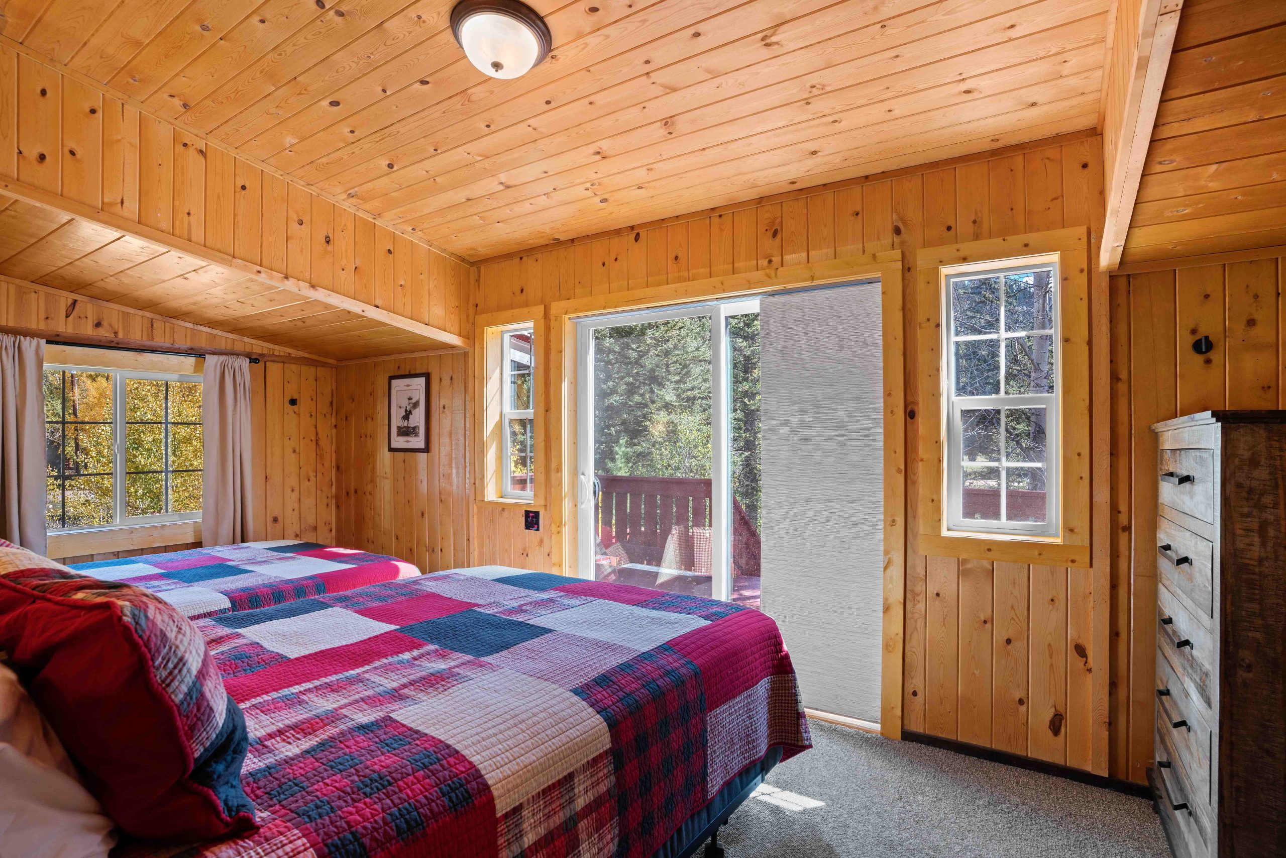 Cabin 7 Bedroom Sleeping Area